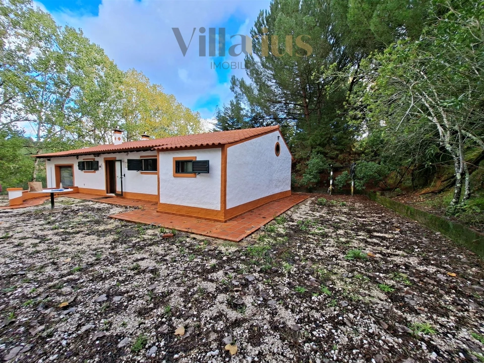 Moradia T2 para Venda em São Pedro de Tomar Foto 2