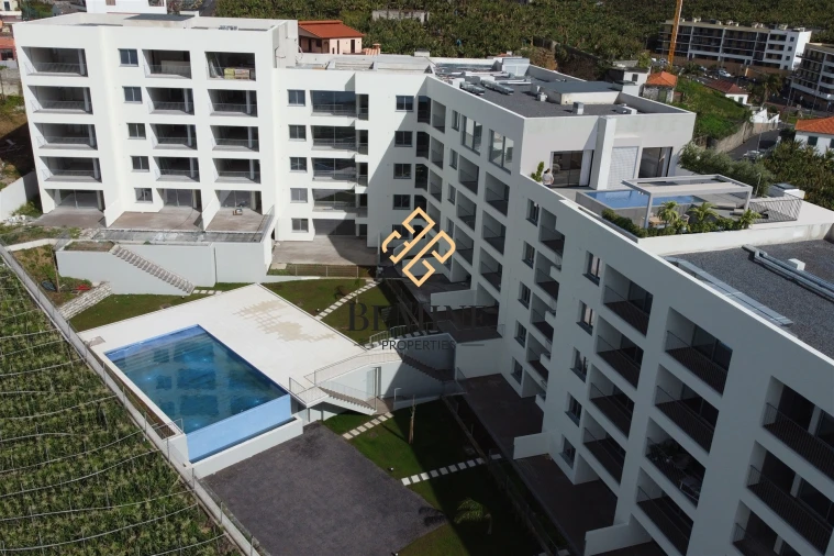 Apartamento T3 para Venda em Camara de Lobos Foto 9