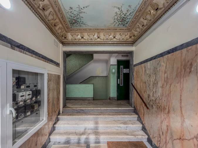 Apartamento T2 para Venda em Almada, Cova da Piedade, Pragal e Cacilhas Foto 2