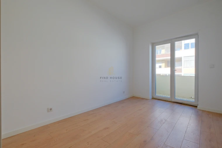 Apartamento T2 para Venda em Almada, Cova da Piedade, Pragal e Cacilhas Foto 20