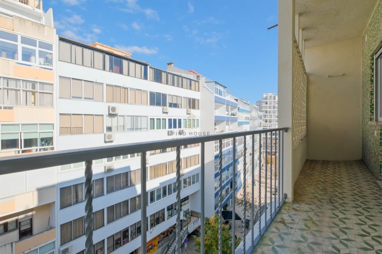 Apartamento T2 para Venda em Almada, Cova da Piedade, Pragal e Cacilhas Foto 24