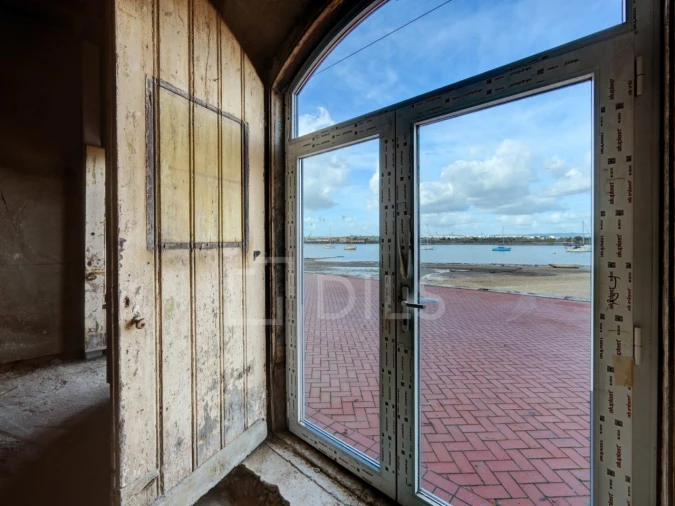 Loja para Venda em Seixal, Arrentela e Aldeia de Paio Pires Foto 12