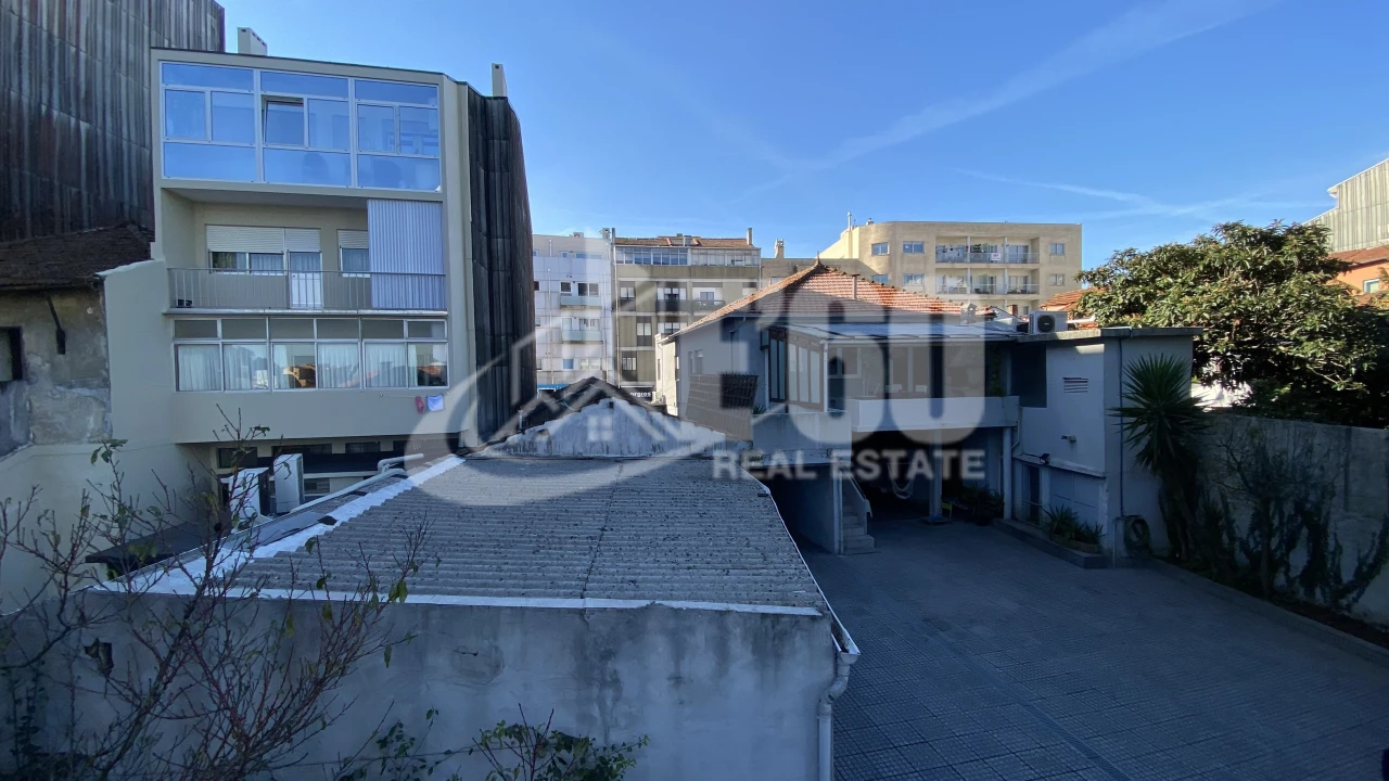 Moradia T3 para Venda em Mafamude e Vilar do Paraíso Foto 7