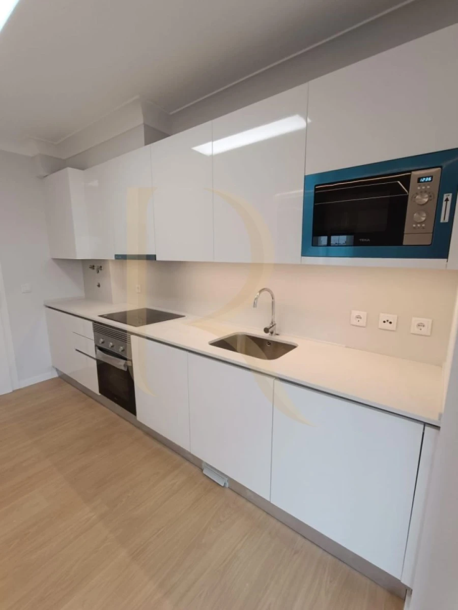 Apartamento T2 para Venda em Laranjeiro e Feijó