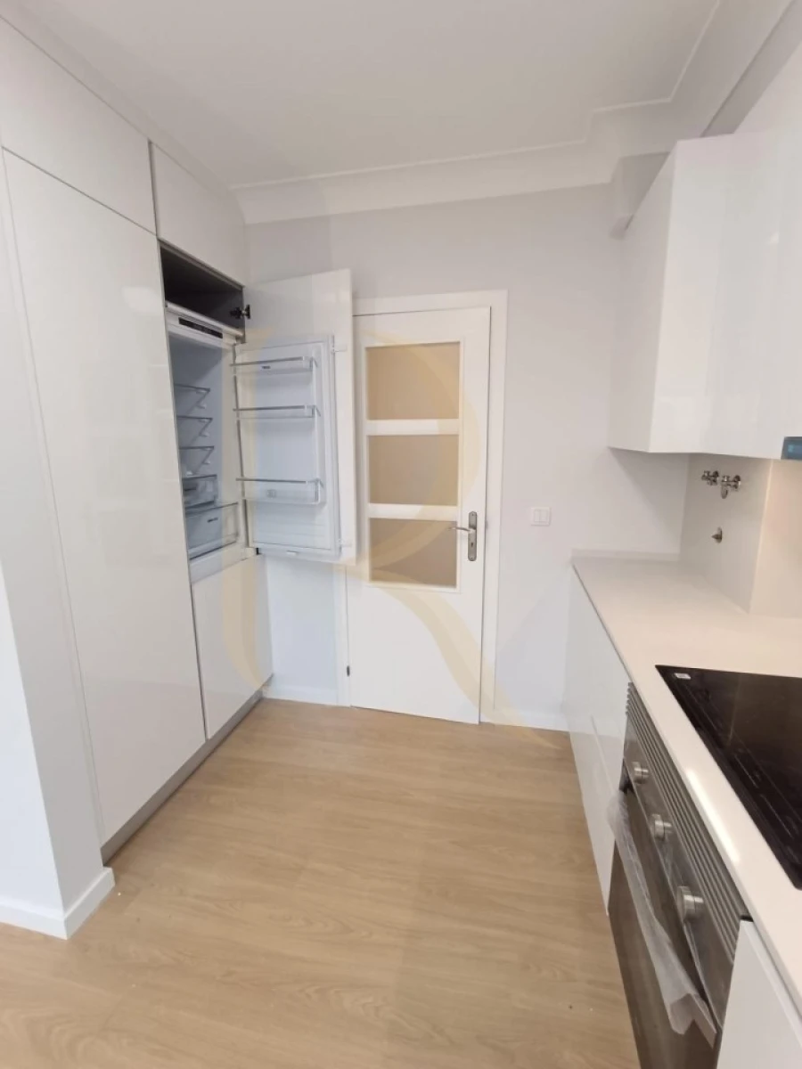 Apartamento T2 para Venda em Laranjeiro e Feijó Foto 5