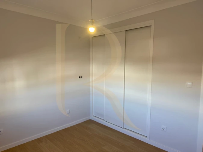 Apartamento T2 para Venda em Laranjeiro e Feijó Foto 15