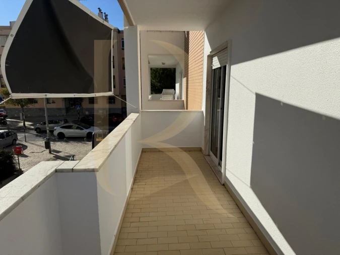 Apartamento T2 para Venda em Laranjeiro e Feijó Foto 17