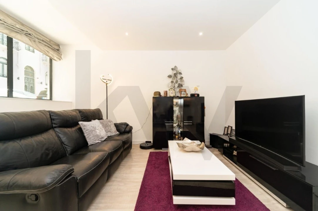 Apartamento T1 para Venda em Santo António Foto 3