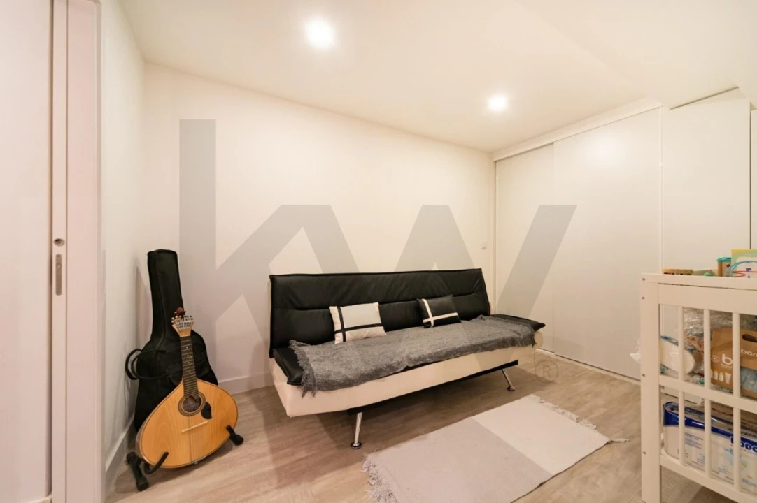 Apartamento T1 para Venda em Santo António Foto 15