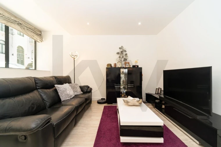 Apartamento T1 para Venda em Santo António Foto 3