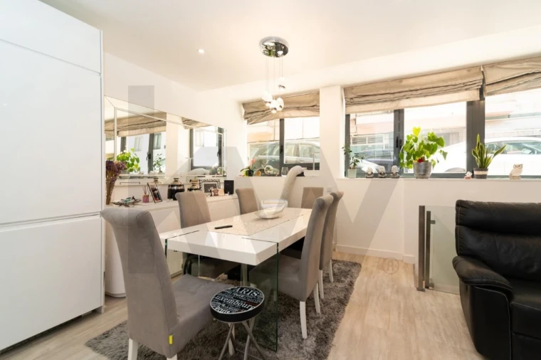 Apartamento T1 para Venda em Santo António Foto 5