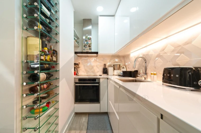 Apartamento T1 para Venda em Santo António Foto 8