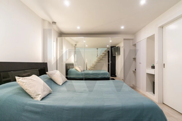 Apartamento T1 para Venda em Santo António Foto 11