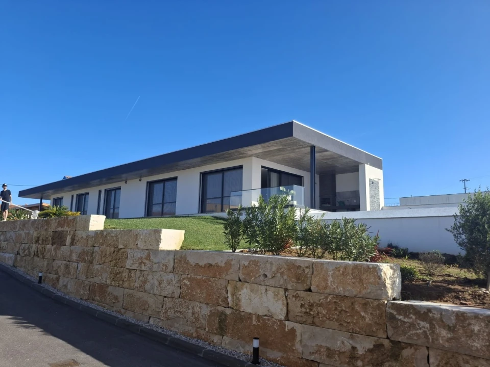 Moradia T3 para Venda em Alfeizerão Foto 7