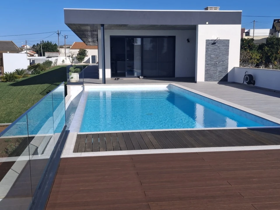 Moradia T3 para Venda em Alfeizerão Foto 4