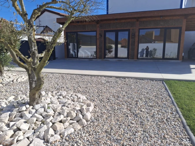 Moradia T3 para Venda em Alfeizerão Foto 17