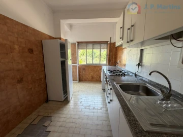 Apartamento T3 para Venda em Baixa da Banheira e Vale da Amoreira