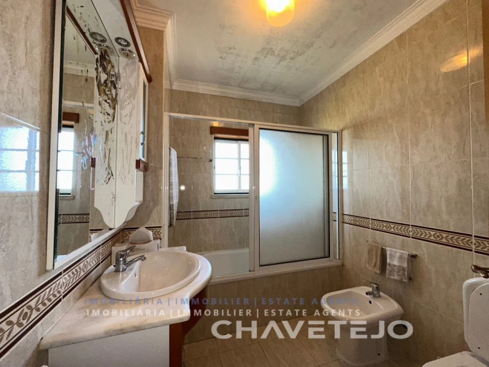 Moradia T3 para Venda em Carregueiros Foto 17