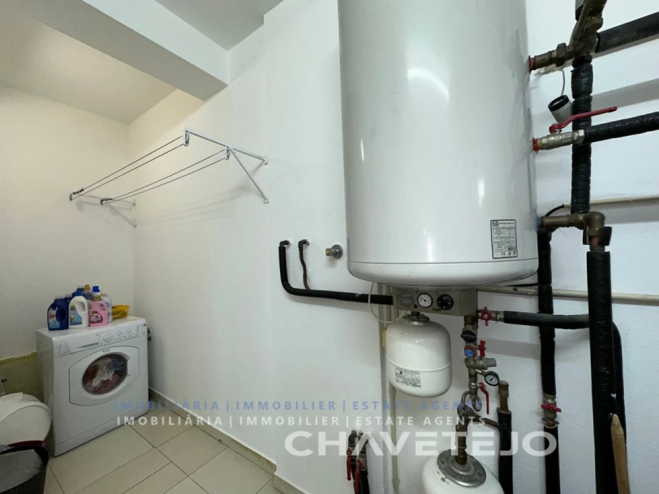 Moradia T3 para Venda em Carregueiros Foto 22