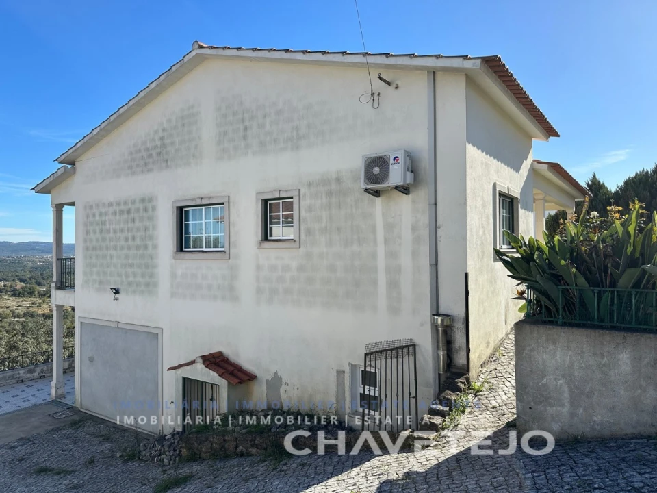 Moradia T3 para Venda em Carregueiros Foto 27