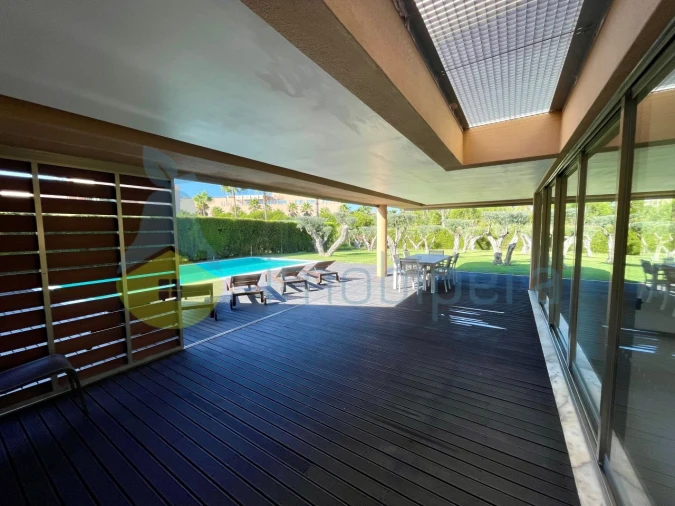 Moradia T4 para Venda em Guia Foto 21