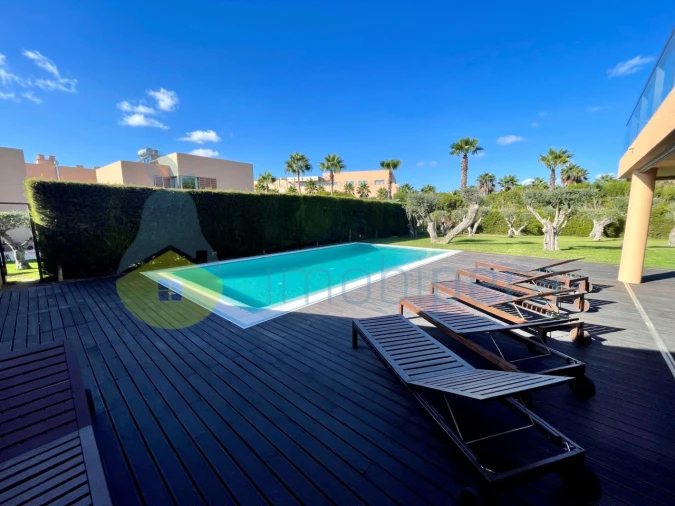 Moradia T4 para Venda em Guia