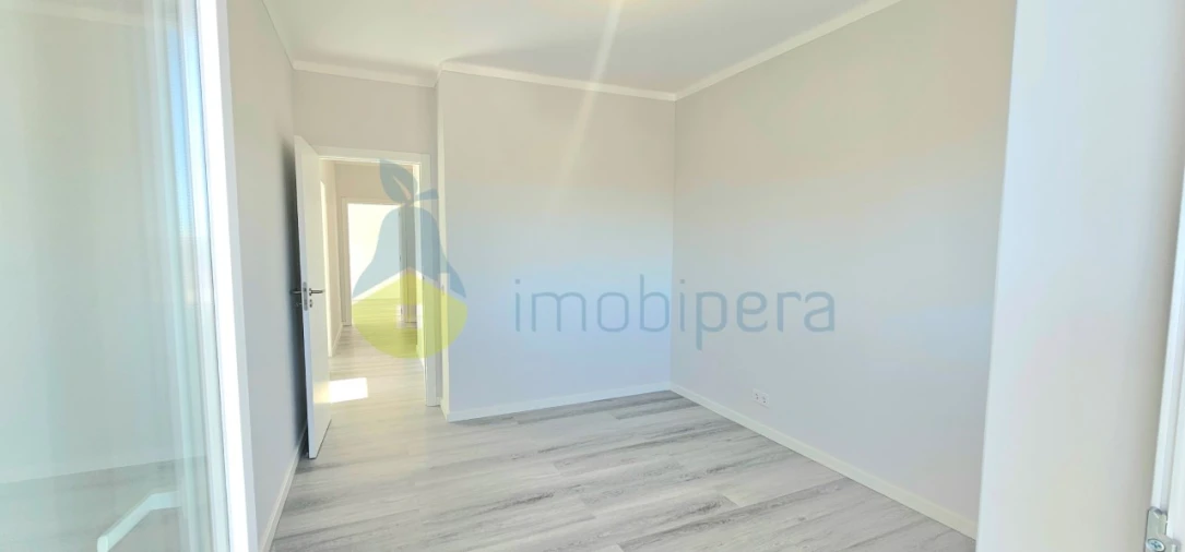 Apartamento para Venda em Portimão Foto 9