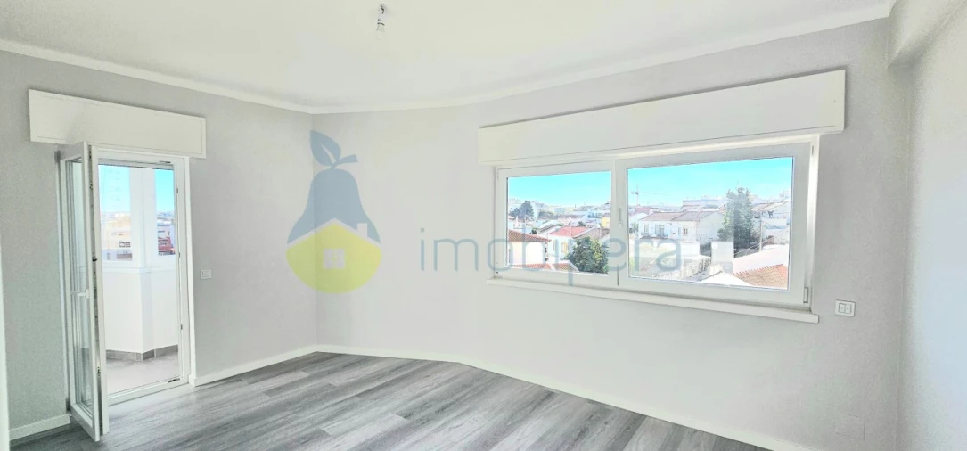 Apartamento para Venda em Portimão Foto 16