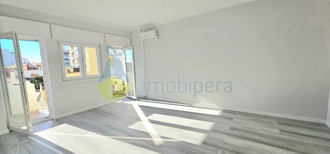 Apartamento para Venda em Portimão Foto 23