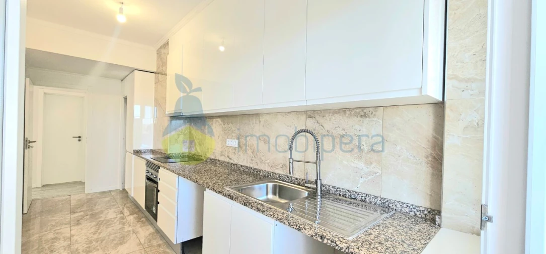 Apartamento para Venda em Portimão Foto 28