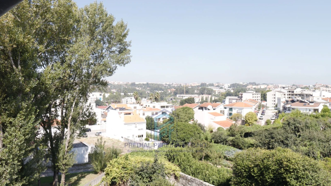Apartamento T2 para Venda em Rio Tinto Foto 18