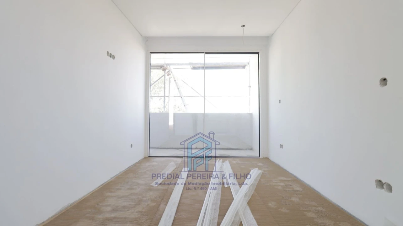 Apartamento T2 para Venda em Rio Tinto Foto 21