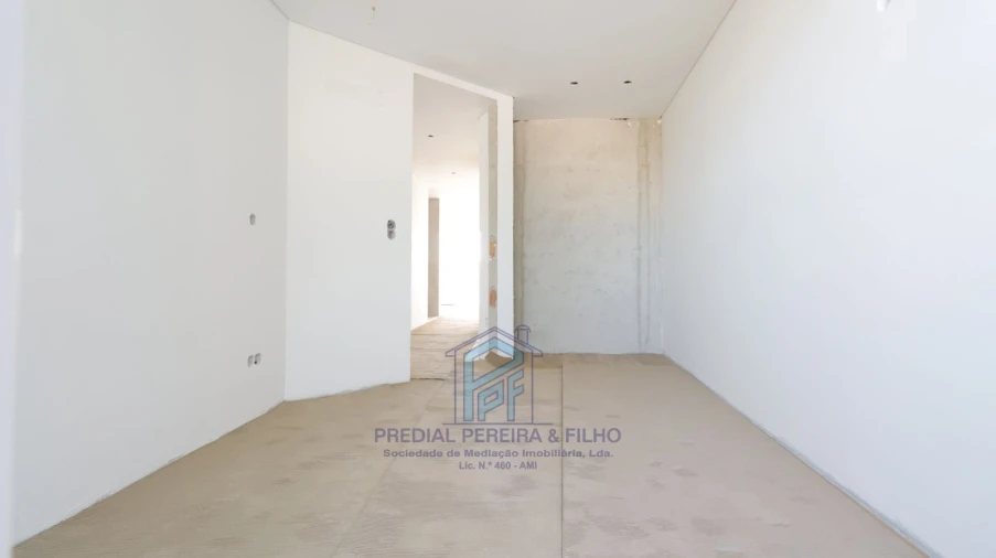Apartamento T2 para Venda em Rio Tinto Foto 17