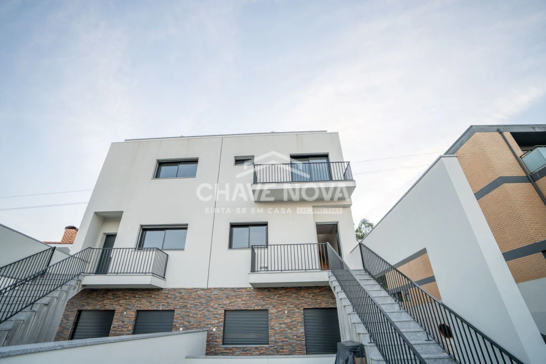 Apartamento T3 para Venda em Alfena Foto 1