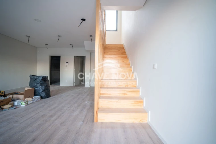 Apartamento T3 para Venda em Alfena Foto 3