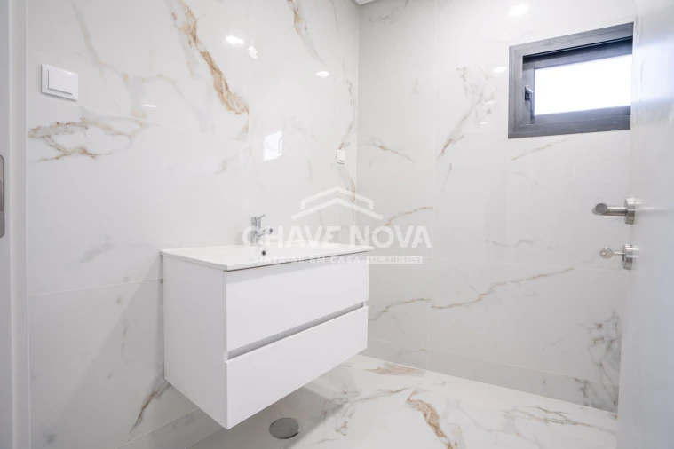 Apartamento T3 para Venda em Alfena Foto 19