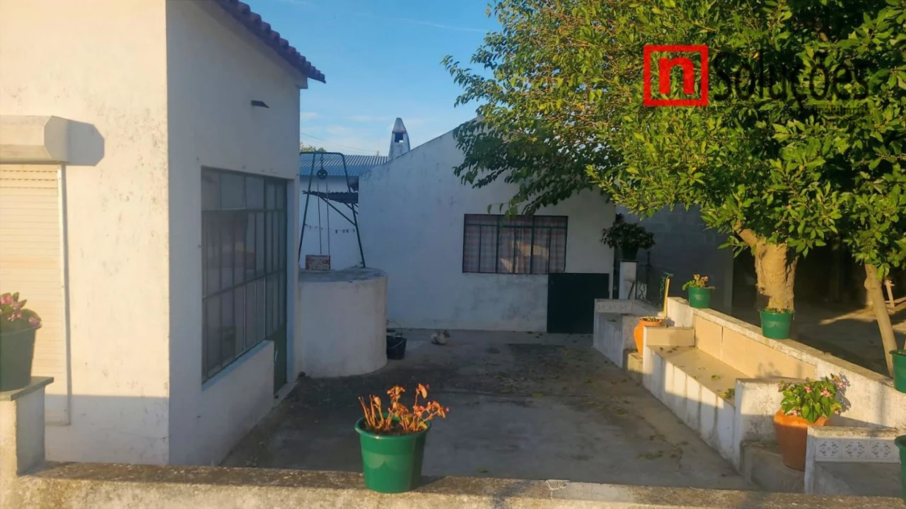 Moradia T6 para Venda em São Vicente do Paul e Vale de Figueira Foto 2