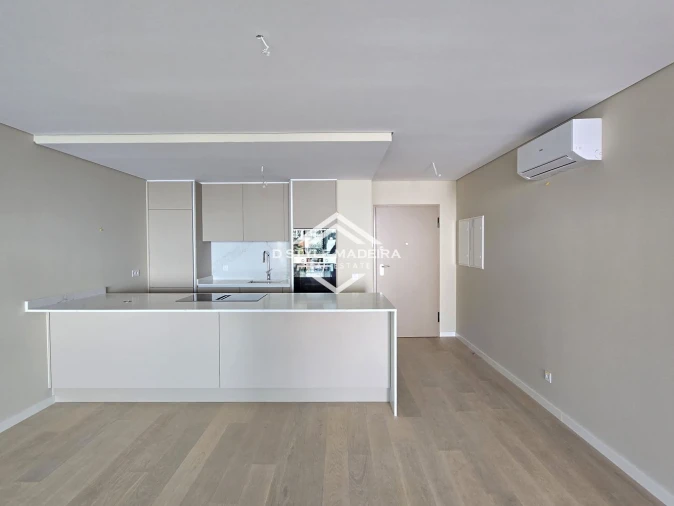 Apartamento T2 para Venda em São Martinho Foto 7