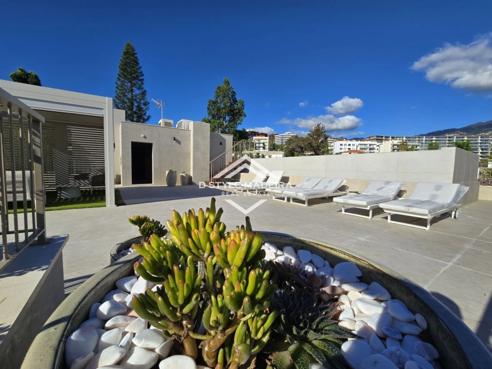 Apartamento T2 para Venda em São Martinho Foto 38
