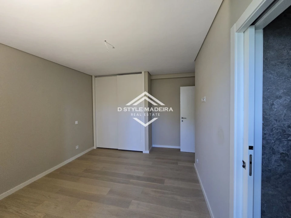 Apartamento T2 para Venda em São Martinho Foto 16