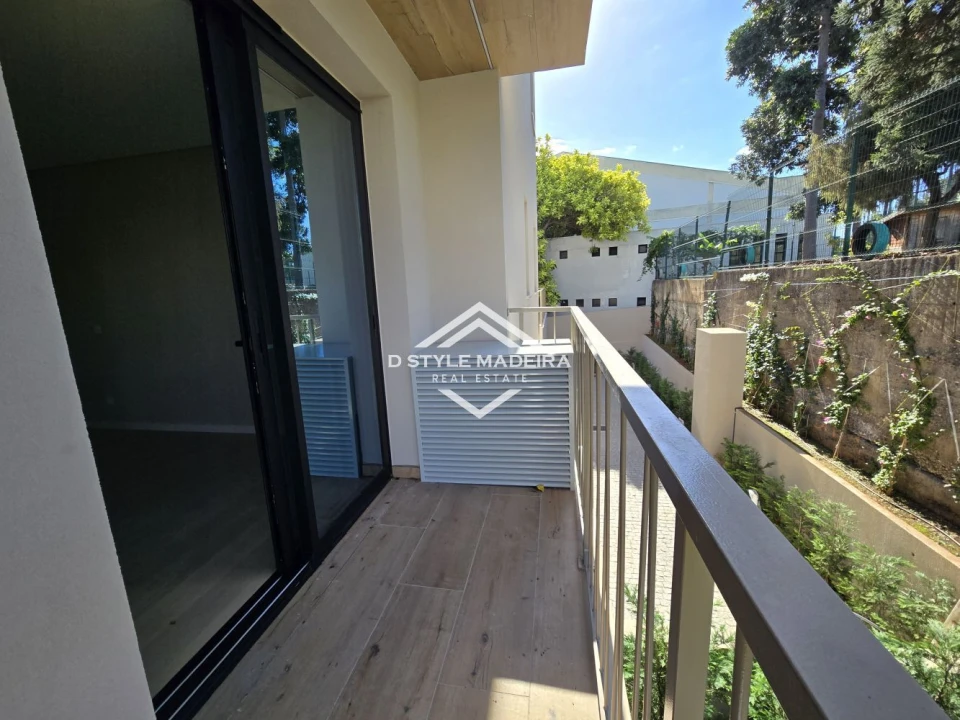 Apartamento T2 para Venda em São Martinho Foto 12