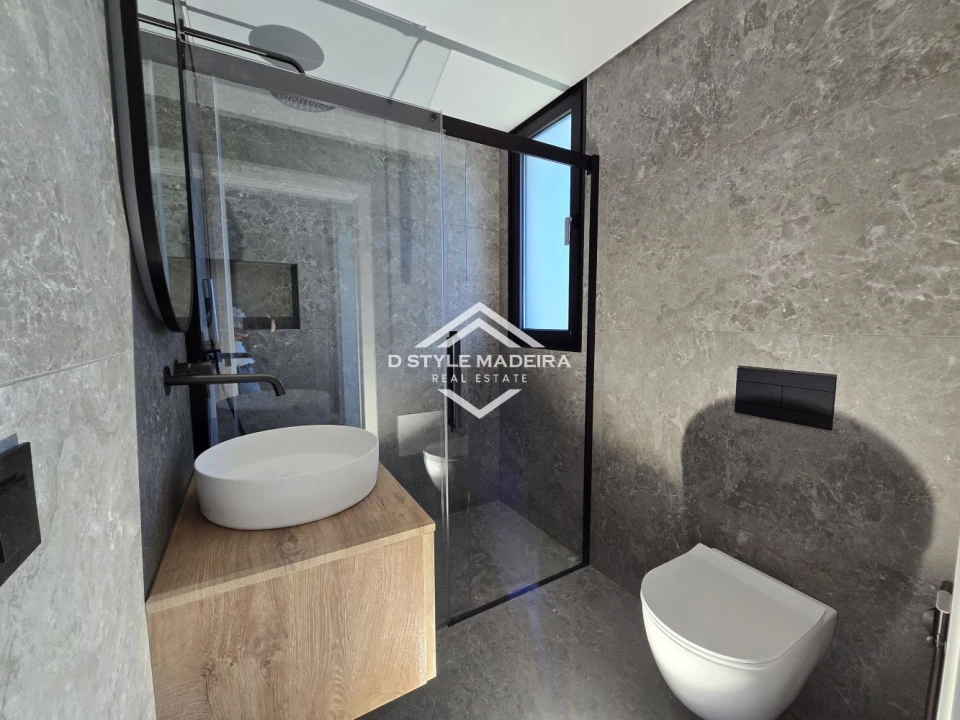 Apartamento T2 para Venda em São Martinho Foto 18