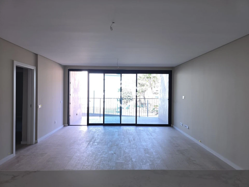 Apartamento T2 para Venda em São Martinho Foto 5