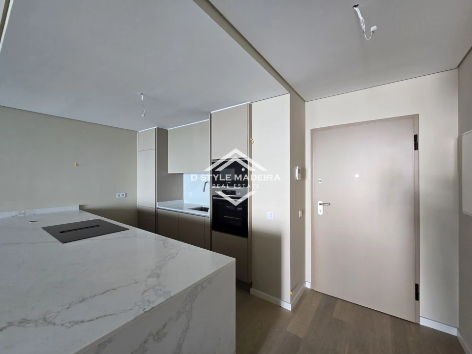 Apartamento T2 para Venda em São Martinho Foto 8