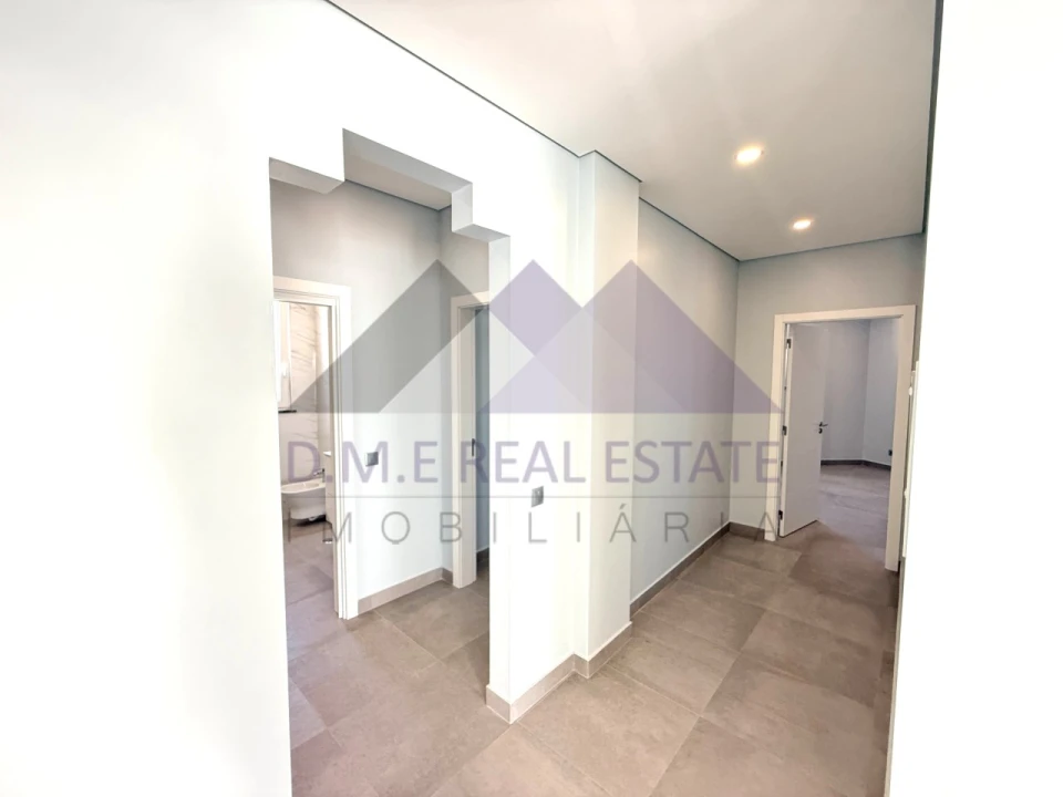 Moradia T6 para Venda em Castro Marim Foto 9