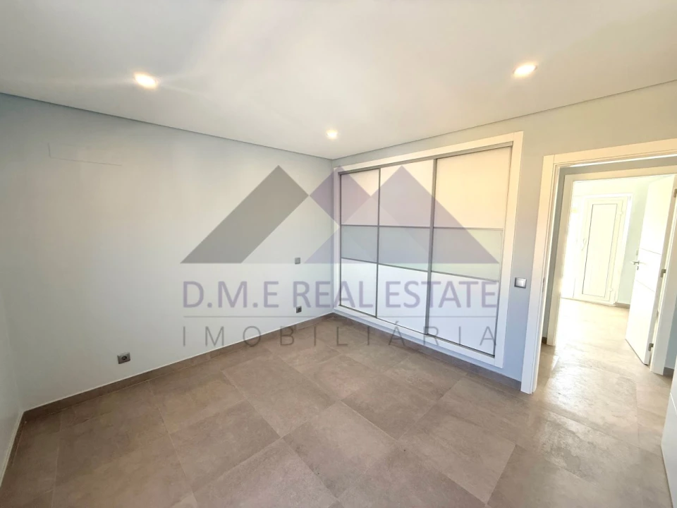 Moradia T6 para Venda em Castro Marim Foto 36