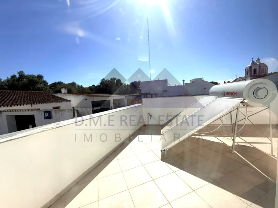 Moradia T6 para Venda em Castro Marim Foto 1