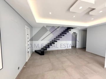 Moradia T6 para Venda em Castro Marim