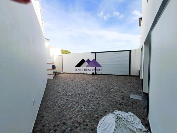 Moradia T5 para Venda em Castro Marim Foto 8