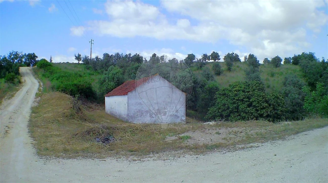 Moradia T2 para Venda em Marvila, Ribeira Santarém, São Salvador, São Nicolau Foto 3